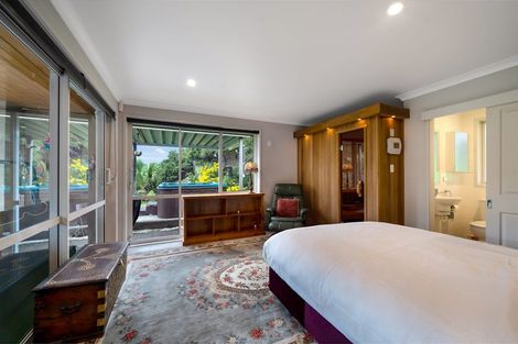 Photo of property in 33 Mudgeways Road, Massey, Auckland, 0614