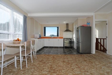 Photo of property in 9 Meads Place, Bulls, 4818