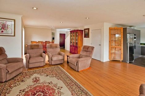 Photo of property in 26 Sonoma Crescent, Oteha, Auckland, 0632