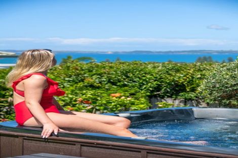 Photo of property in 12 Ascot Way, Orewa, 0931