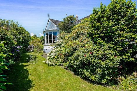 Photo of property in 33 Rogan Street, New Plymouth, 4310