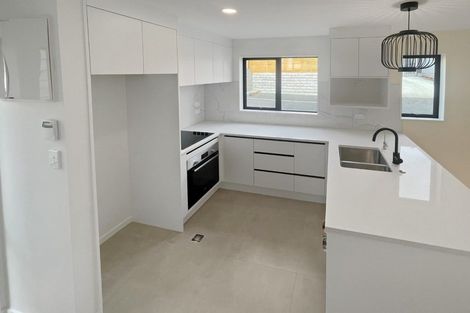 Photo of property in 3/2 Ayr Road, Pakuranga, Auckland, 2010