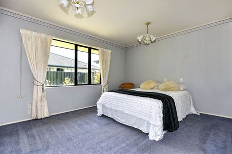 Photo of property in 5 Villa Grove, Ilam, Christchurch, 8041