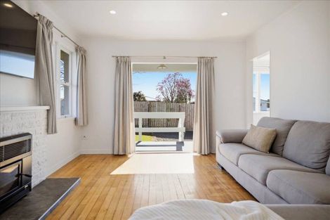 Photo of property in 9 Gordon Street, Te Puke, 3119