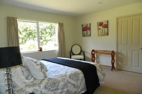 Photo of property in 32 Blue Marlin Drive, Kerikeri, 0230