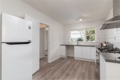 Photo of property in 6 Taylor Street, Carterton, 5713