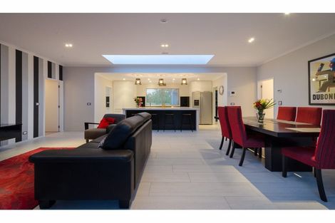 Photo of property in 55 Riverhead Road, Kumeu, 0810