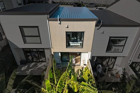 Photo of property in 9/237 Swanson Road, Henderson, Auckland, 0610