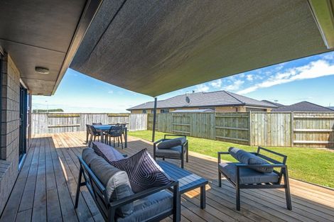 Photo of property in 79 Balrickard Way, Milson, Palmerston North, 4414
