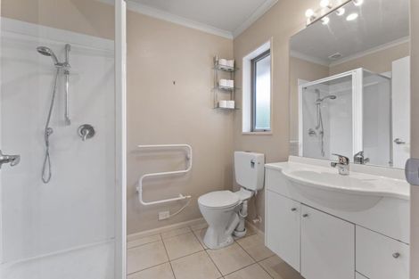 Photo of property in 9 Scarlet Lane, Redwood, Christchurch, 8051