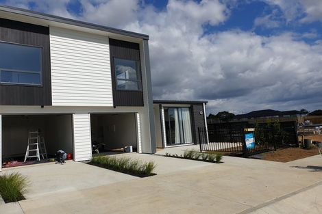 Photo of property in 17 Hoiho Road, Pukekohe, 2120