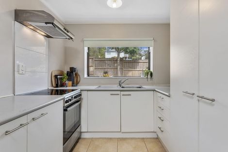Photo of property in 1/181 Manuka Road, Bayview, Auckland, 0629