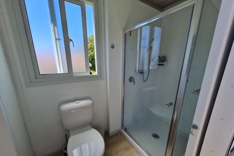 Photo of property in 4 Gavin Road, Raumati Beach, Paraparaumu, 5032