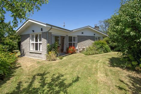 Photo of property in 49 Torquay Place, Bryndwr, Christchurch, 8053