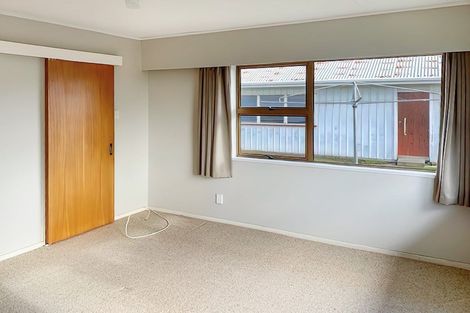 Photo of property in 76 Cook Street, Foxton, 4814