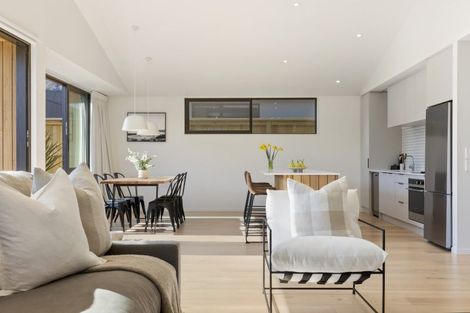 Photo of property in 22 Corriedale Road, Jacks Point, 9371