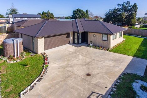 Photo of property in 14 Mataoho Lane, Mangere East, Auckland, 2024