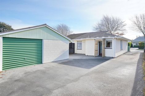 Photo of property in 2/16 Oxley Avenue, St Albans, Christchurch, 8014