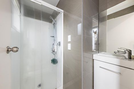 Photo of property in 3 Mataura Place, Clover Park, Auckland, 2019