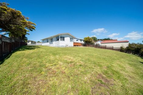 Photo of property in 4 Maraval Crescent, Grenada Village, Wellington, 6037