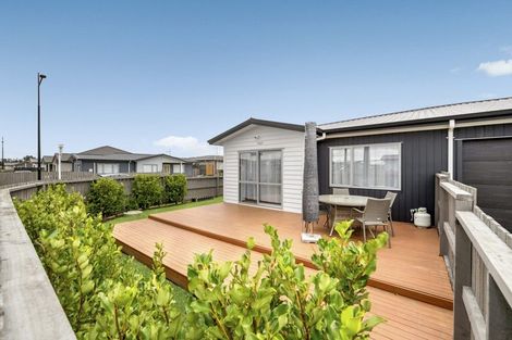 Photo of property in 21 Whareatua Avenue, Takanini, 2112