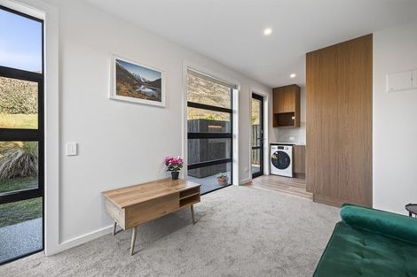 Photo of property in 33 Alps View Place, Lake Hayes, Queenstown, 9304