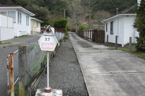 Photo of property in 27 Karaka Street, Wainuiomata, Lower Hutt, 5014