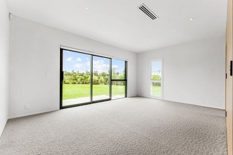 Photo of property in 261 Point Wells Road, Point Wells, 0986