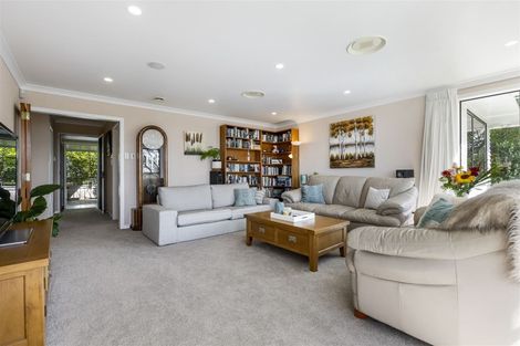 Photo of property in 100a Mellons Bay Road, Mellons Bay, Auckland, 2014