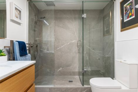 Photo of property in 77 Parkside Drive, Orewa, 0931