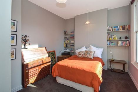 Photo of property in 10/33 Dowling Street, Dunedin Central, Dunedin, 9016