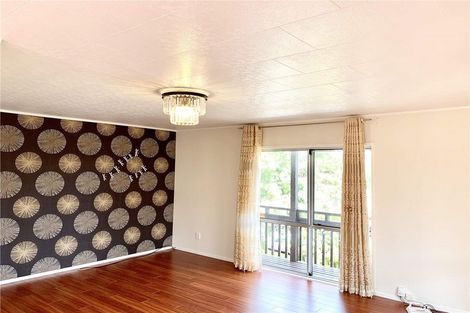 Photo of property in 68 Oreil Avenue, West Harbour, Auckland, 0618