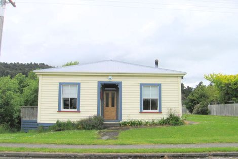 Photo of property in 35 Railway Row, Ohakune, 4625