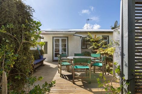 Photo of property in 16 Stark Street, Durie Hill, Whanganui, 4500