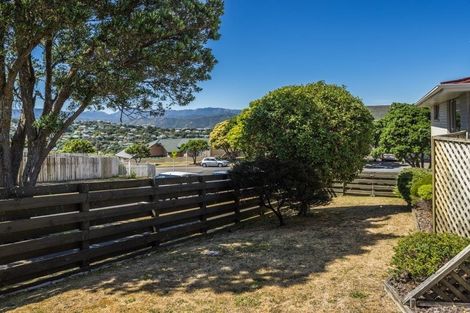 Photo of property in 37 Akaroa Drive, Maupuia, Wellington, 6022