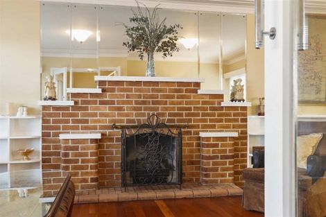 Photo of property in 35 Princes Street, Northcote Point, Auckland, 0627