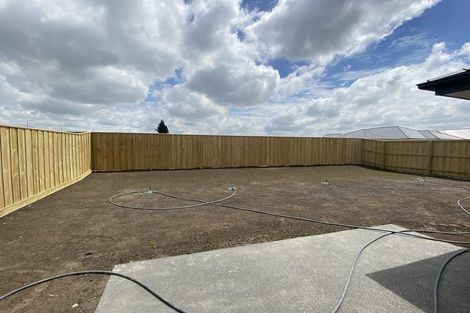 Photo of property in 36 Eileen Way, Rolleston, 7615