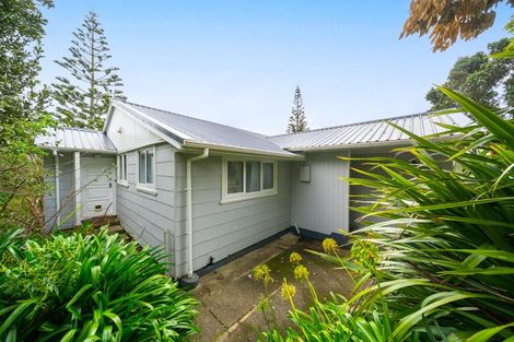 Photo of property in 18 Northumberland Street, Cannons Creek, Porirua, 5024