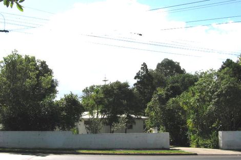 Photo of property in 21 Golf Road, New Lynn, Auckland, 0600