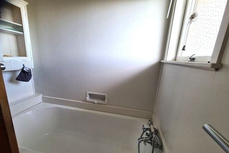 Photo of property in 44 Waipa Street, Birkenhead, Auckland, 0626