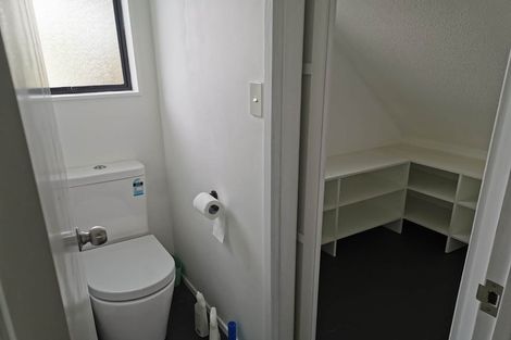 Photo of property in 2/20a Lavery Place, Sunnynook, Auckland, 0632