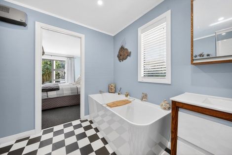 Photo of property in 38c Kuratawhiti Street, Greytown, 5712