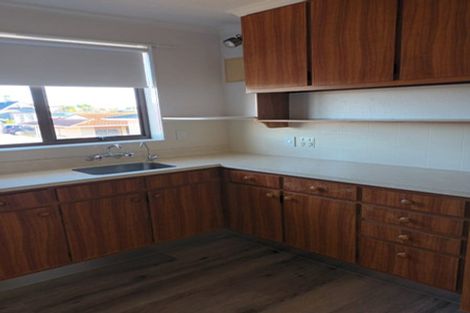 Photo of property in 19 Tukapa Street, Westown, New Plymouth, 4310