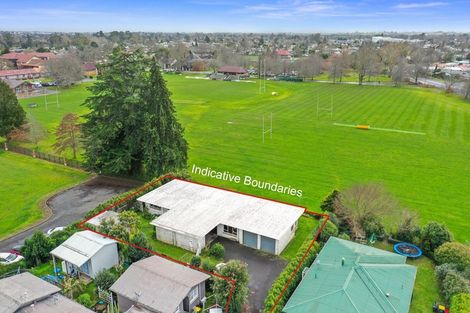 Photo of property in 34 Kensington Place, Fairfield, Hamilton, 3214