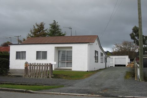 Photo of property in 27 Dryden Street, Milton, 9220