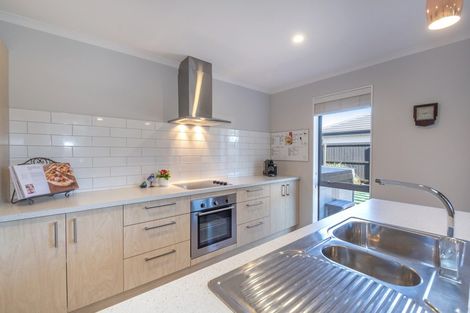 Photo of property in 128 Broadlands Drive, Rolleston, 7615