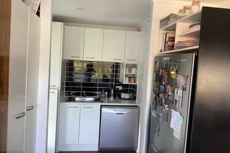 Photo of property in 2/28 Onepoto Road, Hauraki, Auckland, 0622