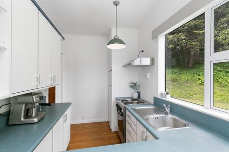 Photo of property in 147 Cockayne Road, Khandallah, Wellington, 6035