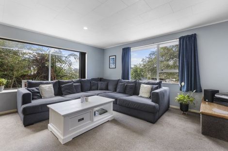 Photo of property in 73 Heta Road, Highlands Park, New Plymouth, 4312
