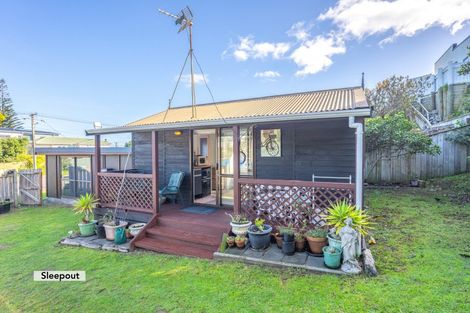 Photo of property in 14 Koromiko Street, Otaki Beach, Otaki, 5512